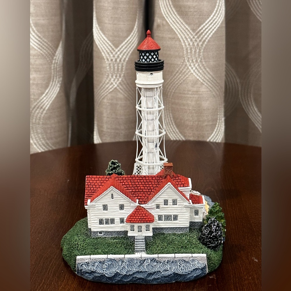 1998 Harbour Lights - Light House #217 Sturgeon Bay Canal Wisconsin